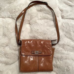 Giani Bernini Brown Leather Bag with loads of zippered organized compartments!